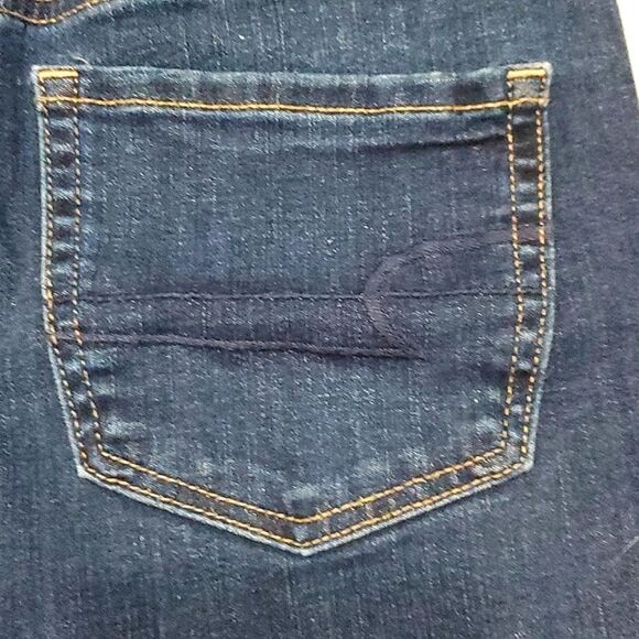 American Eagle Next Level Stretch Hi-Rise Shortie Frayed Distressed Denim Shorts - Picture 8 of 13